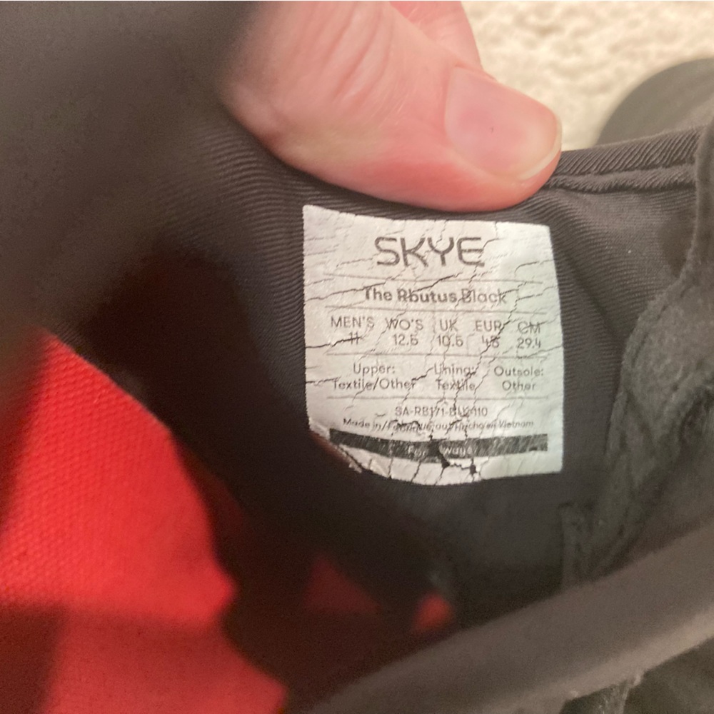 Skye “Rbutus” Sneakers - Picture 5 of 6